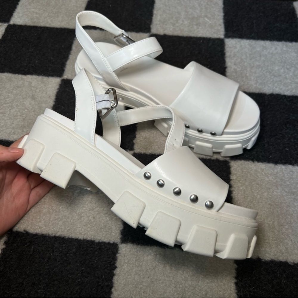 Circus by Sam Edelman White Platform Sandals